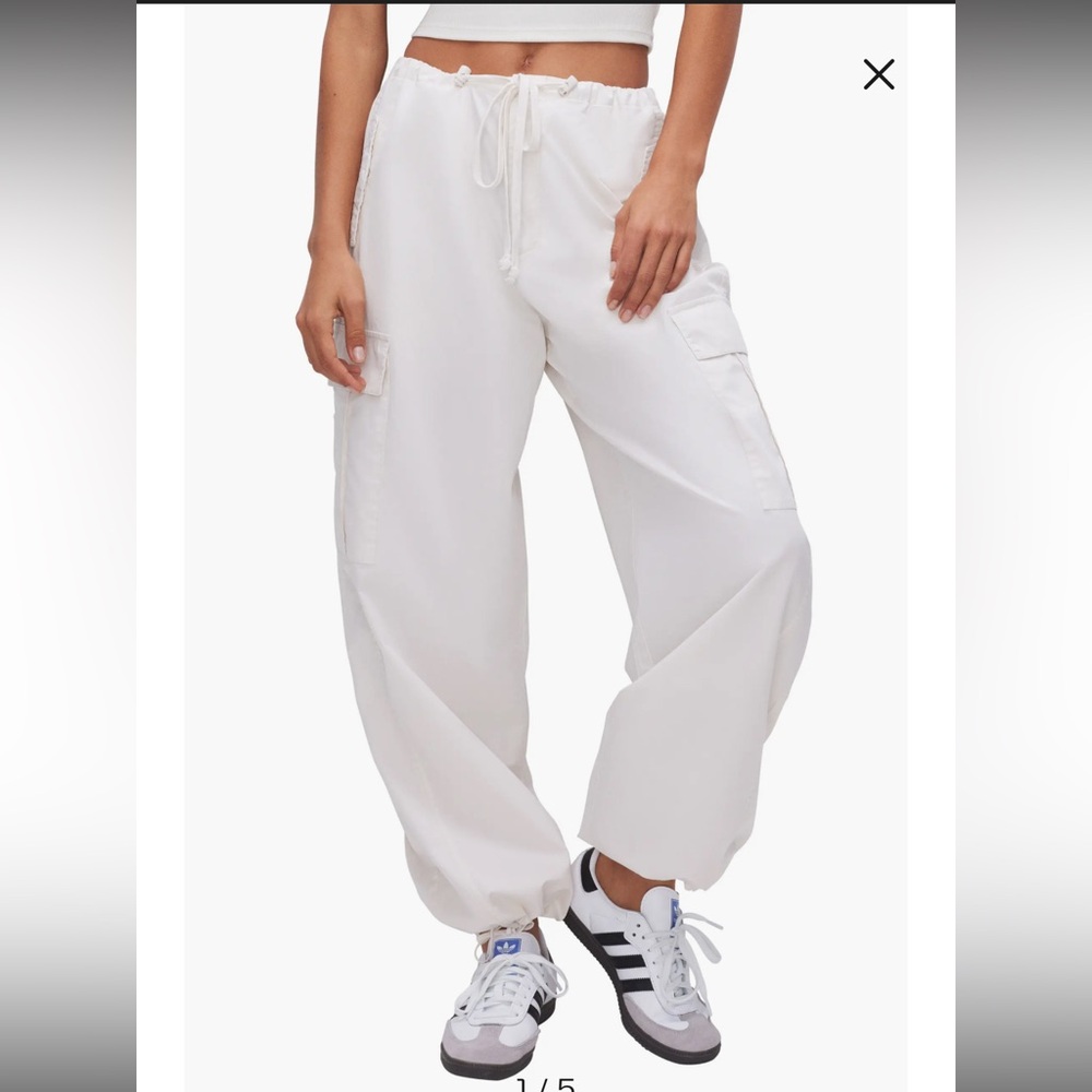 NWT Good American Parachute Pants in Cloud White